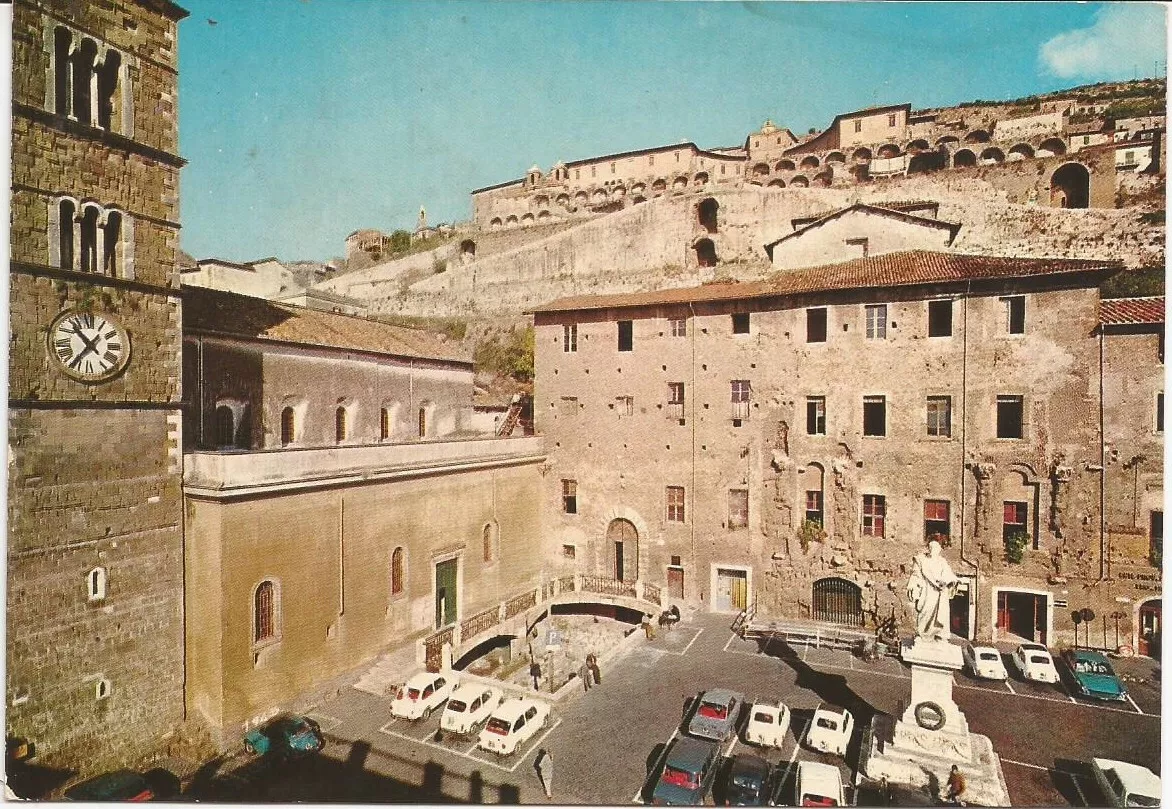 Piazza Regina Margherita