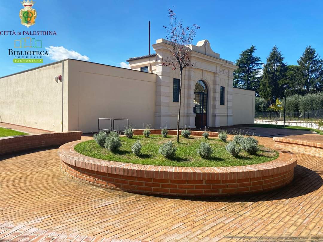 Biblioteca Comunale Fantoniana